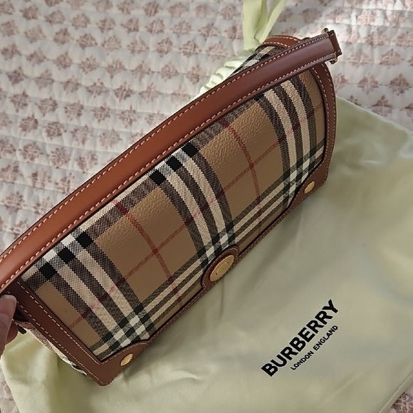 New Burberry Note Crossbody Bag Clutch Check Beige Briar Brown Multi - Picture 4 of 13